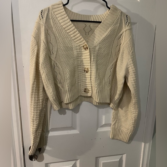 SHEIN crop chunky knit v-neck button front cardigan bohemian wool inspired cozy - Picture 1 of 7